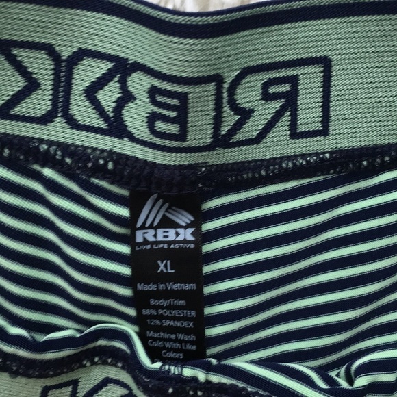 ☘️RBX CAPRI LENGTH WORKOUT TIGHTS LEGGINGS - Picture 2 of 4